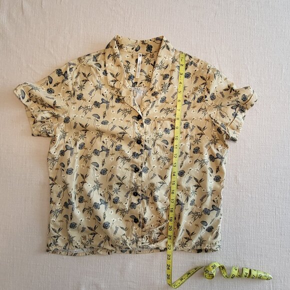 Kuhl Elsie Shirt in Honeycomb Floral (size L) - Picture 4 of 5